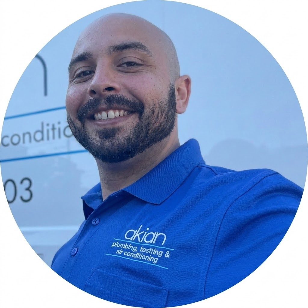 Stephen Akian